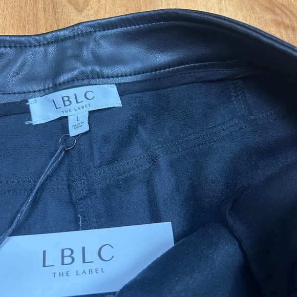 LBLC the label Women’s Black Flare Pants with Sleek Silhouette - Picture 5 of 13